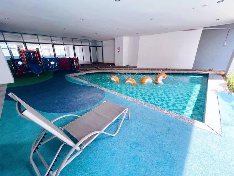 Apartment Promo Connected Train 2 Bedroom *