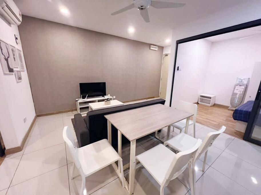 Promo Connected Train 2 Bedroom Kuala Lumpur
